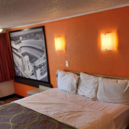 Fairbridge Inn Express London Ngoại thất bức ảnh