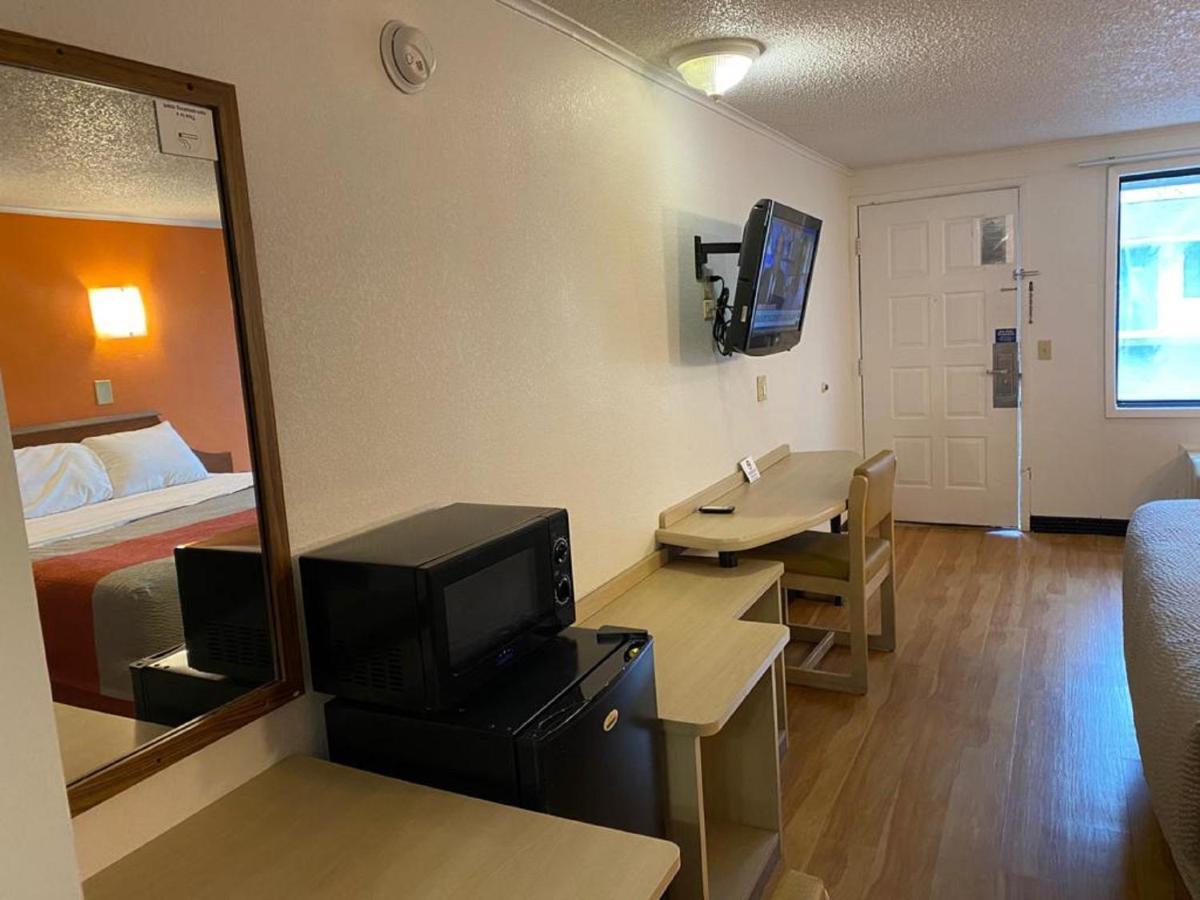 Fairbridge Inn Express London Ngoại thất bức ảnh