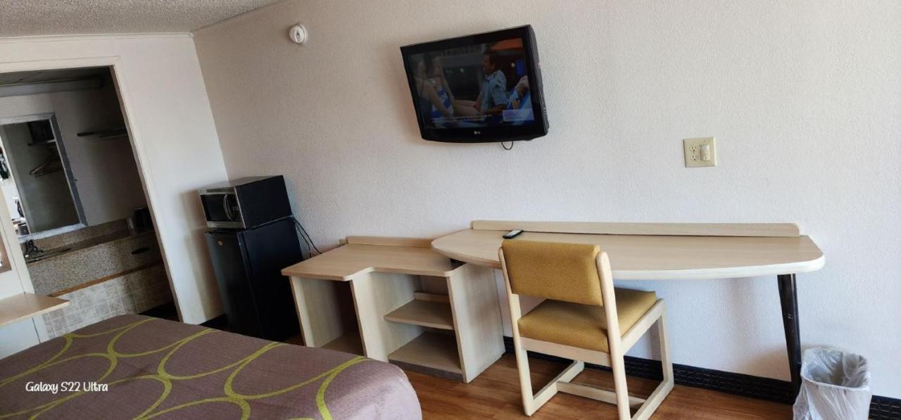 Fairbridge Inn Express London Ngoại thất bức ảnh