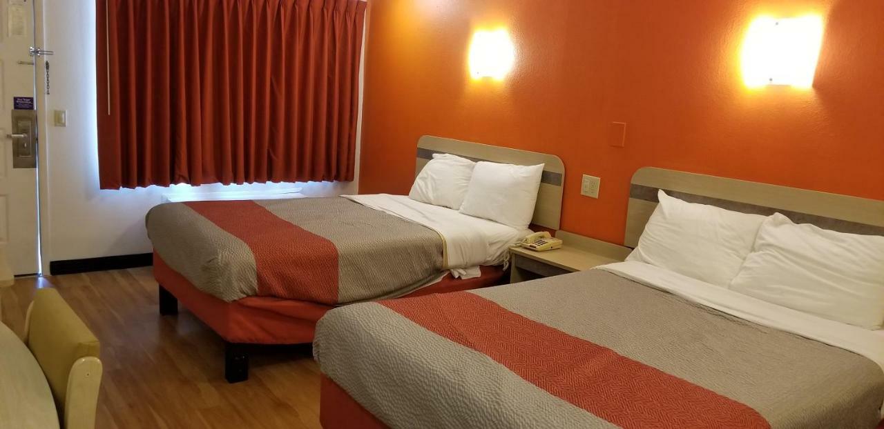 Fairbridge Inn Express London Ngoại thất bức ảnh
