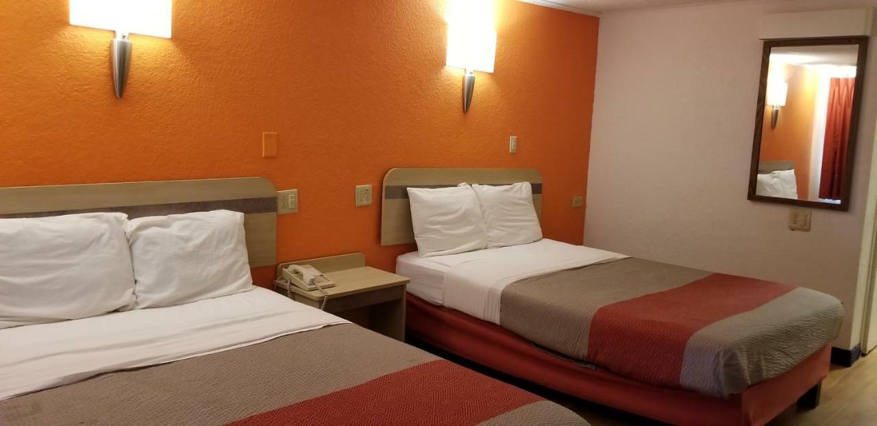 Fairbridge Inn Express London Ngoại thất bức ảnh